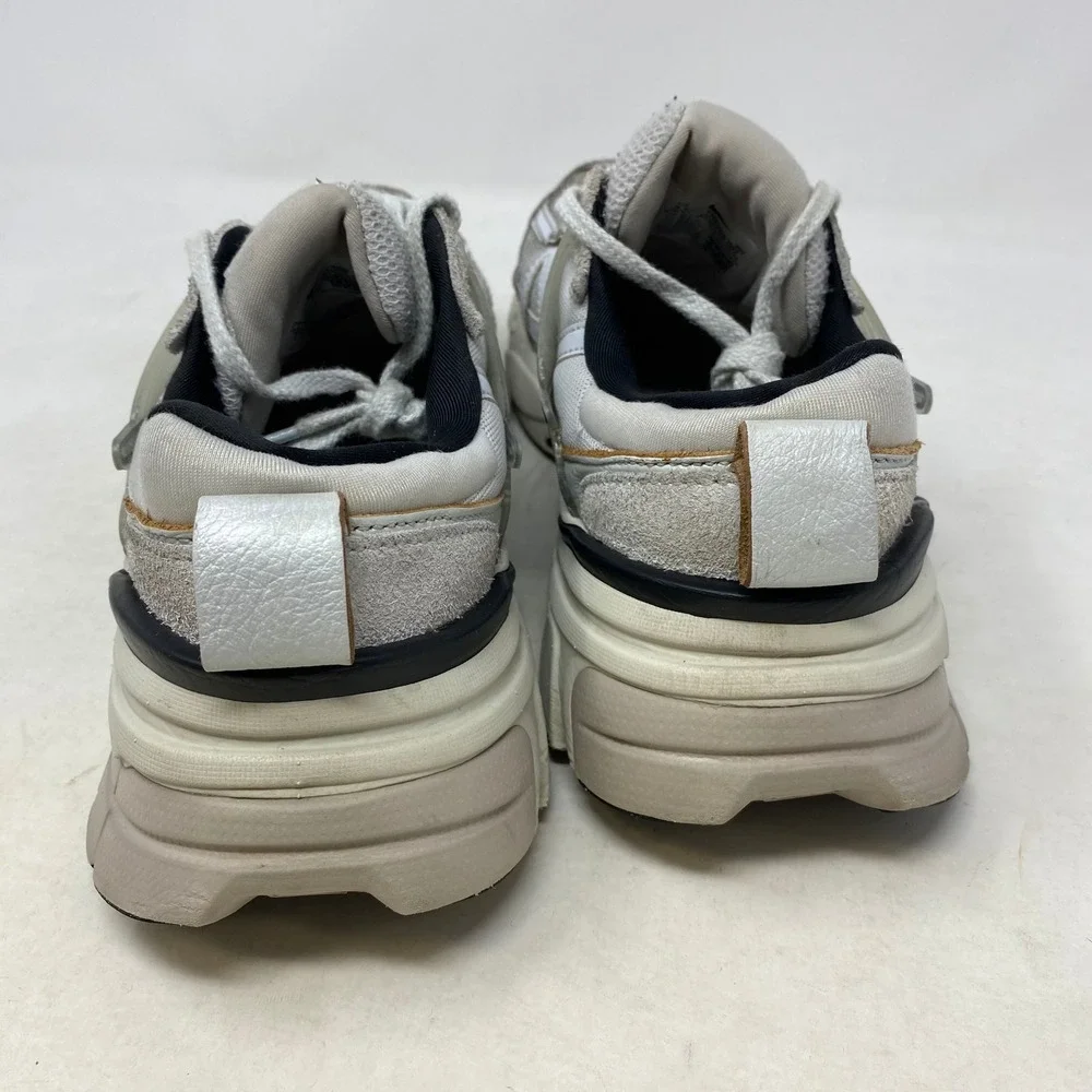 Nike V2K Run Summit‎ White Metallic Silver Womens 9.5 FN6703-002 Retro Sneakers